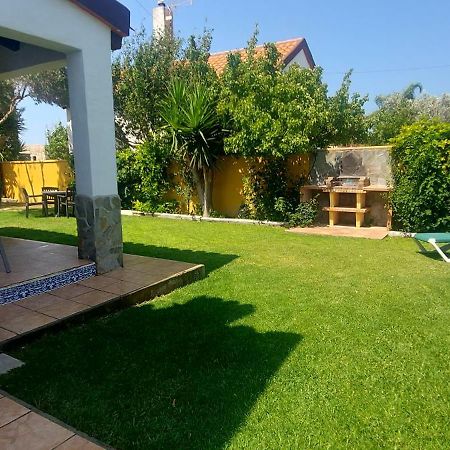 Chalet La Huerta Con Piscina Y Wifi 콘일데라프론테라 외부 사진