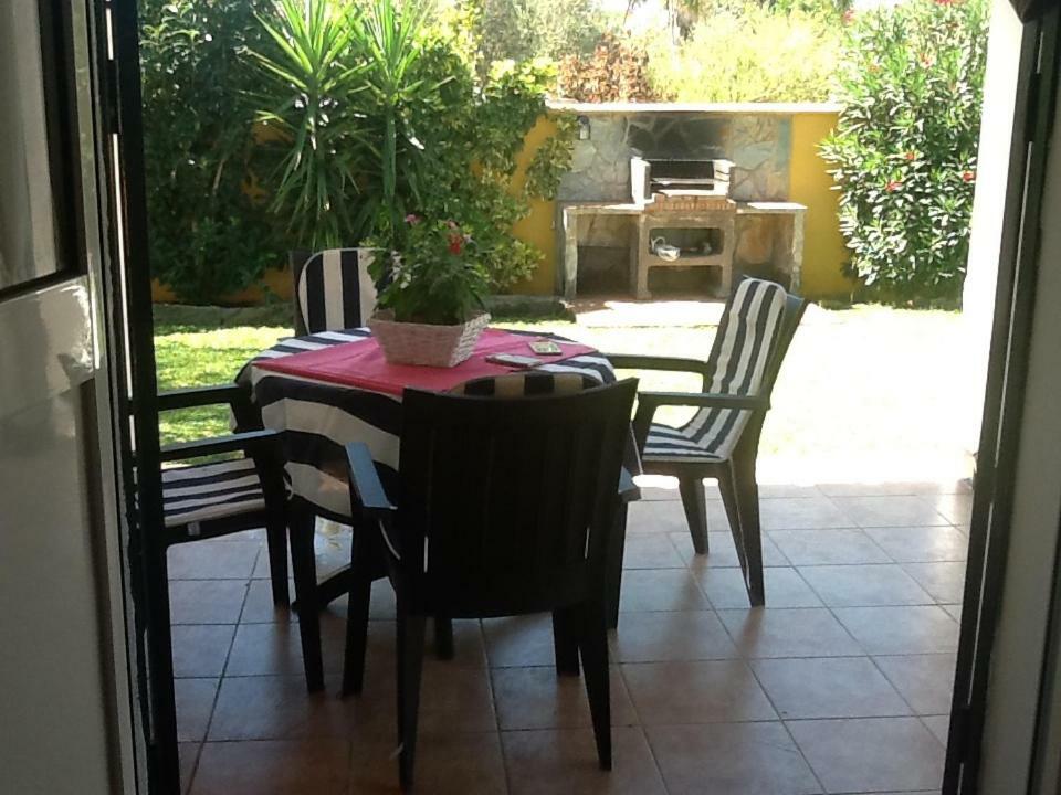 Chalet La Huerta Con Piscina Y Wifi 콘일데라프론테라 외부 사진