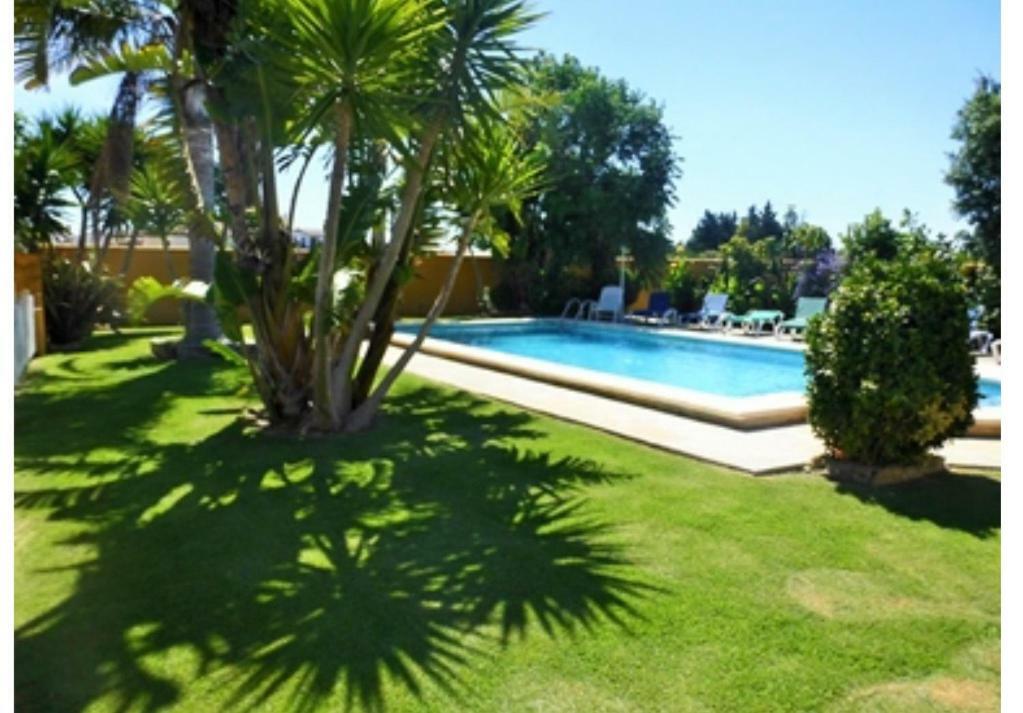 Chalet La Huerta Con Piscina Y Wifi 콘일데라프론테라 외부 사진