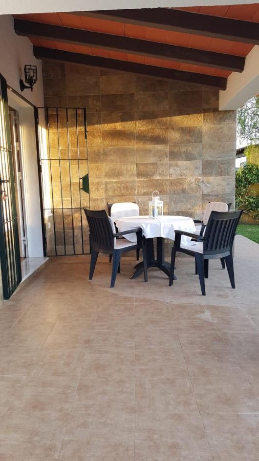 Chalet La Huerta Con Piscina Y Wifi 콘일데라프론테라 외부 사진